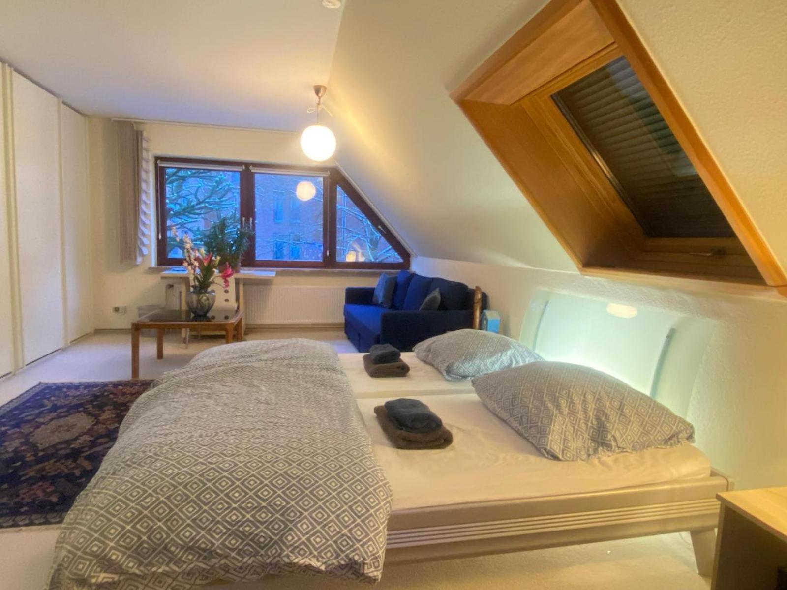 Gartenblick-Oase: Obergeschosswohnung In Hamburk Exteriér fotografie