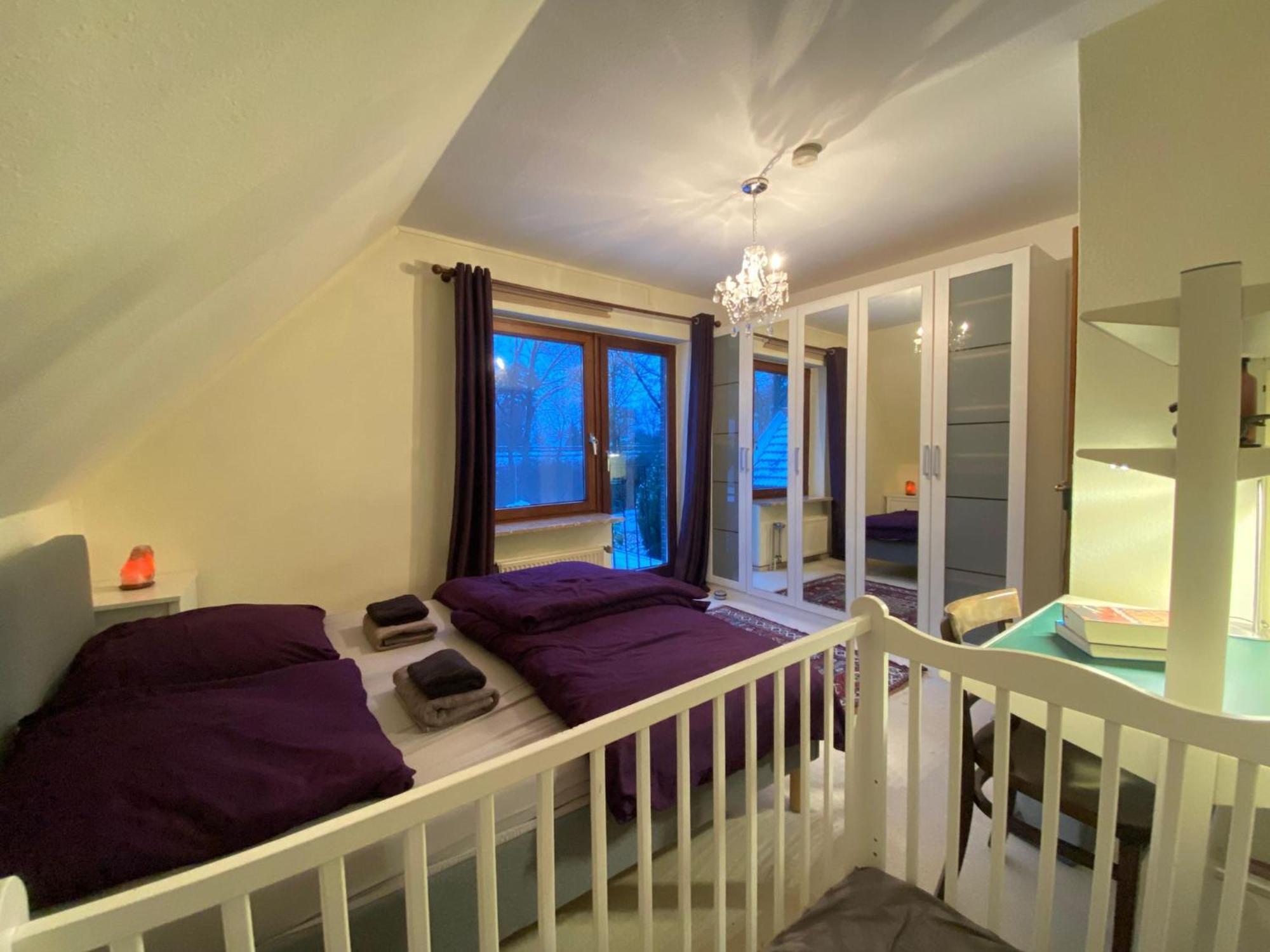 Gartenblick-Oase: Obergeschosswohnung In Hamburk Exteriér fotografie